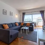 Apartman Cozy 1-bedroom Apartment, Pool, *
