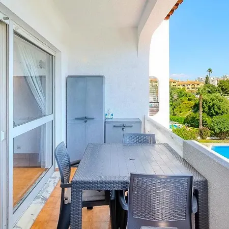 Cozy 1-bedroom Apartment, Pool, Appartement *