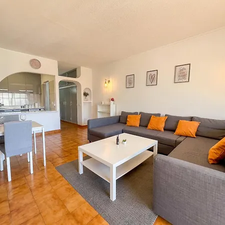 Cozy 1-bedroom Apartment, Pool, * 알부페이라