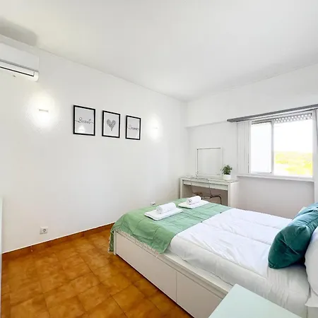 아파트 Cozy 1-bedroom Apartment, Pool, *