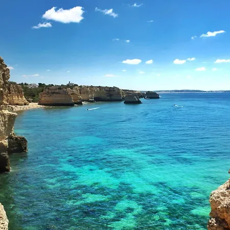 Cozy 1-bedroom Apartment, Pool, Appartement Albufeira