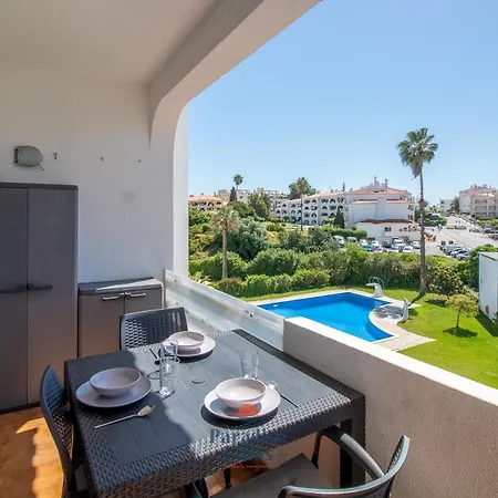 Cozy 1-bedroom Apartment, Pool, Apartman Albufeira
