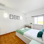 Lejlighed Cozy 1-bedroom Apartment, Pool, *